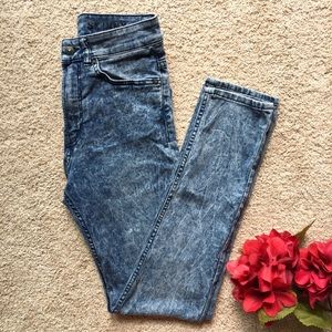 Acid wash skinny jeans Divided by H&M